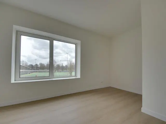 Laan van Meerestein 36, BEVERWIJK