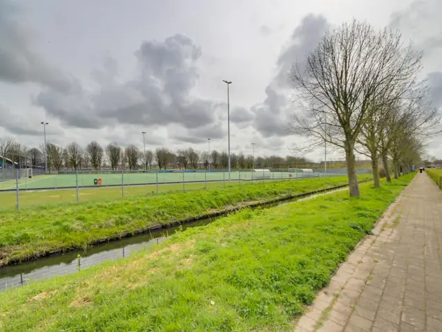 Laan van Meerestein 36, BEVERWIJK