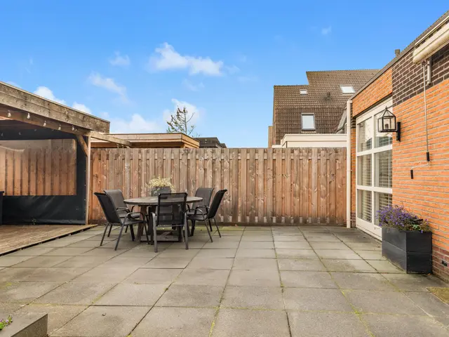 Drogesloot 8, BROEK OP LANGEDIJK