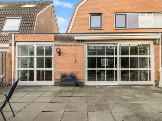 Drogesloot 8, BROEK OP LANGEDIJK