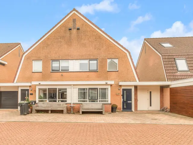 Drogesloot 8, BROEK OP LANGEDIJK