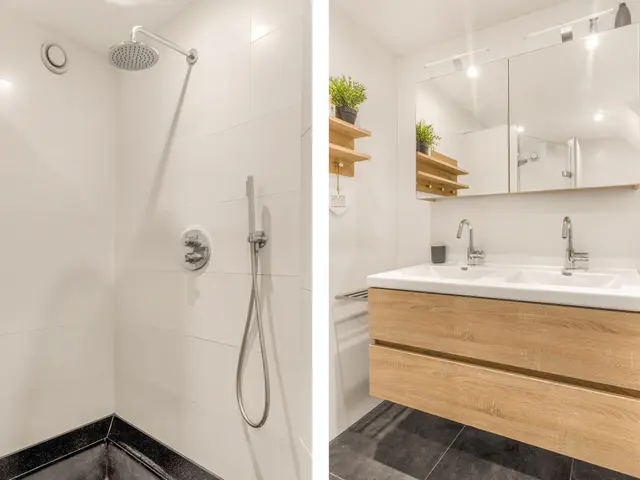 Drogesloot 8, BROEK OP LANGEDIJK