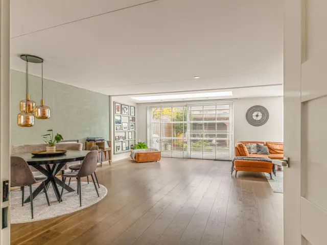 Drogesloot 8, BROEK OP LANGEDIJK