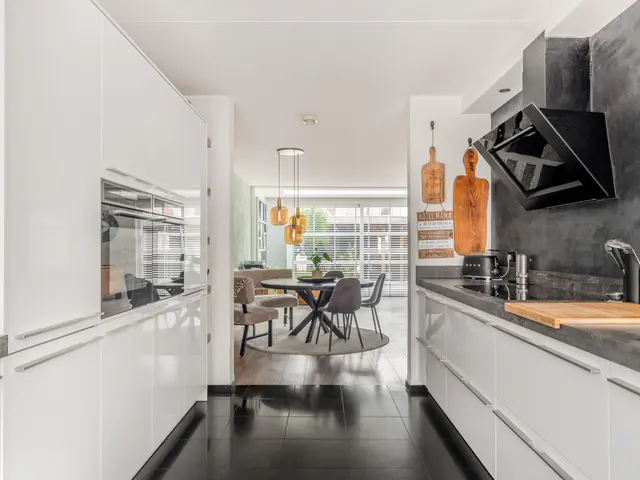 Drogesloot 8, BROEK OP LANGEDIJK