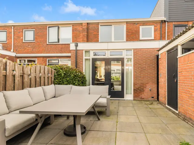 Hoefbladstraat 10, KROMMENIE