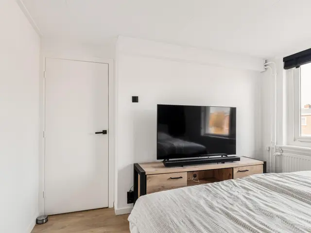 Hoefbladstraat 10, KROMMENIE