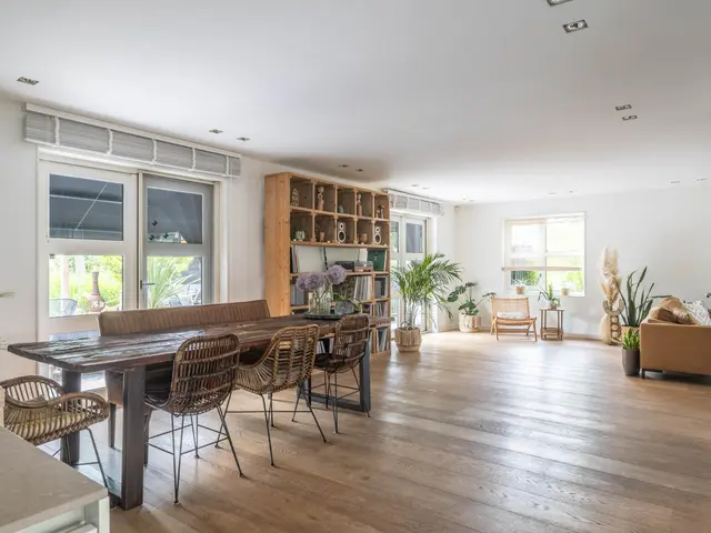 Jean-Louis Pisuisselaan 2, BEVERWIJK