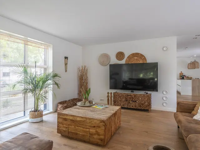 Jean-Louis Pisuisselaan 2, BEVERWIJK