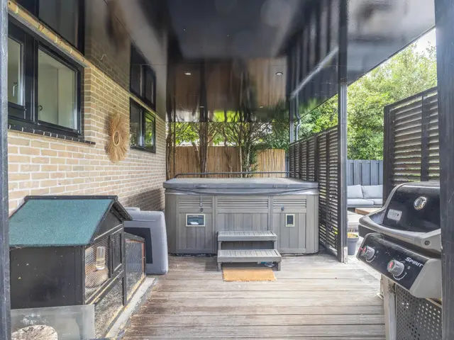 Jean-Louis Pisuisselaan 2, BEVERWIJK