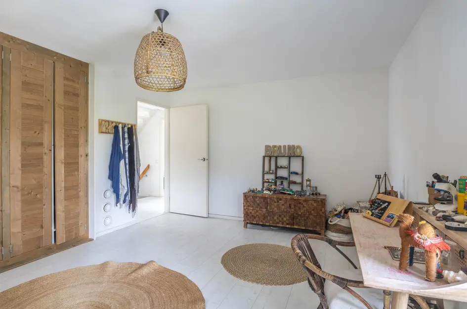 Jean-Louis Pisuisselaan 2