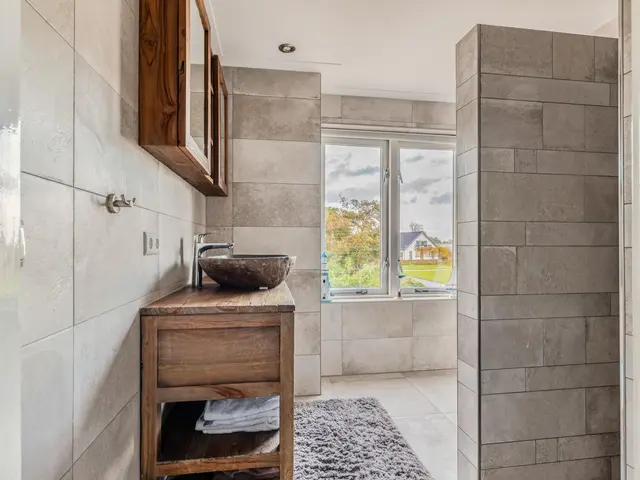 Luttik Cie 37, HEEMSKERK