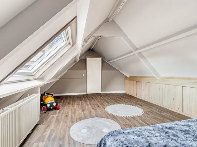 Luttik Cie 37, HEEMSKERK