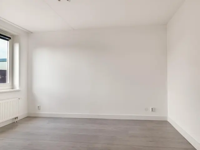 Middelweg 117c, UITGEEST