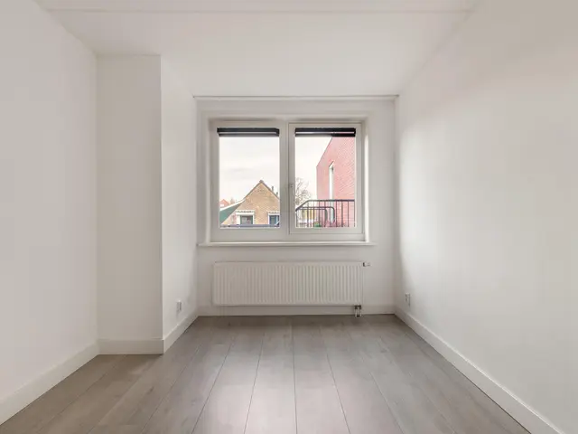 Middelweg 117c, UITGEEST