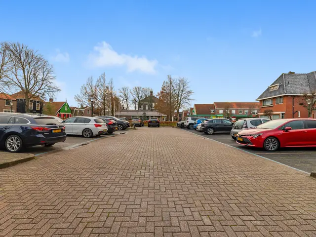 Middelweg 117c, UITGEEST