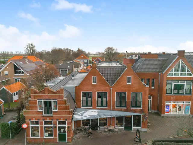 Middelweg 117c, UITGEEST