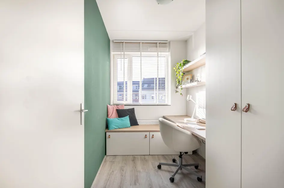 Burgemeester van Roosmalenstraat 24