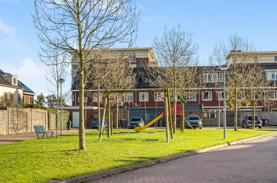 Burgemeester van Roosmalenstraat 24