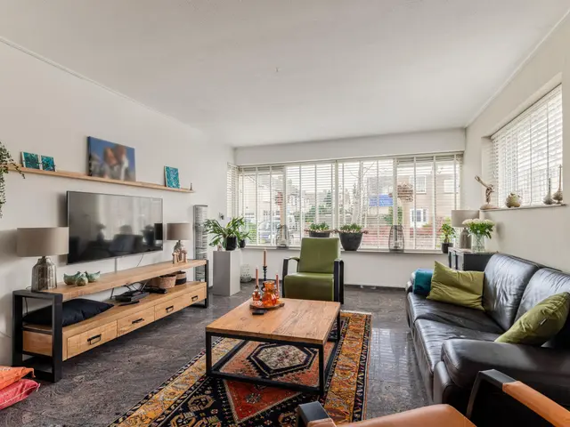 Plutolaan 28, HEERHUGOWAARD