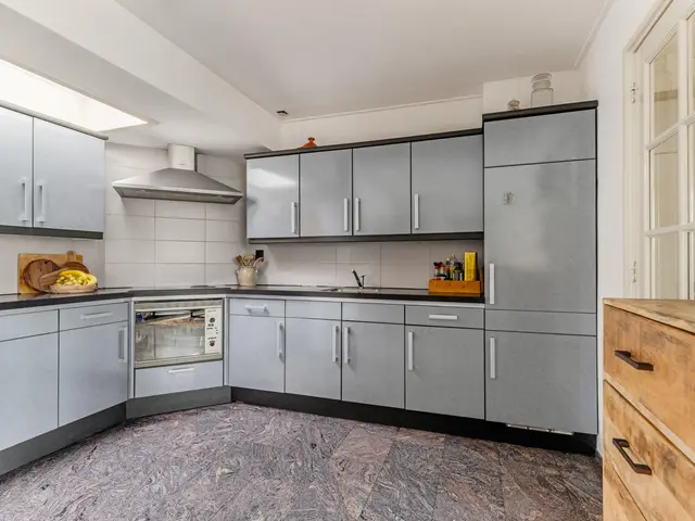 Plutolaan 28, HEERHUGOWAARD