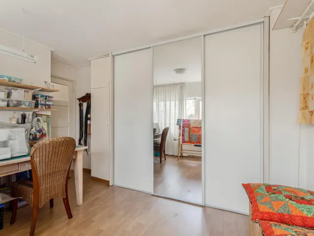 Plutolaan 28, HEERHUGOWAARD