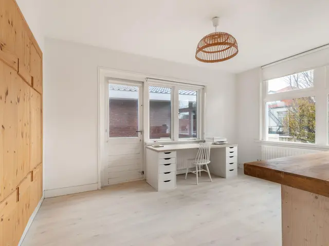 Dr. Schuitstraat 11, BEVERWIJK