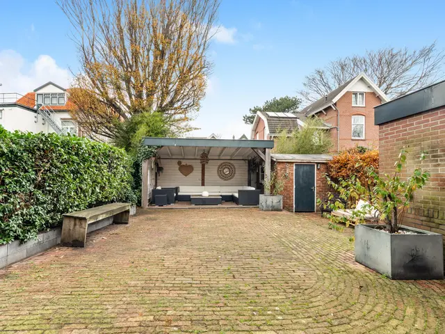 Dr. Schuitstraat 11, BEVERWIJK