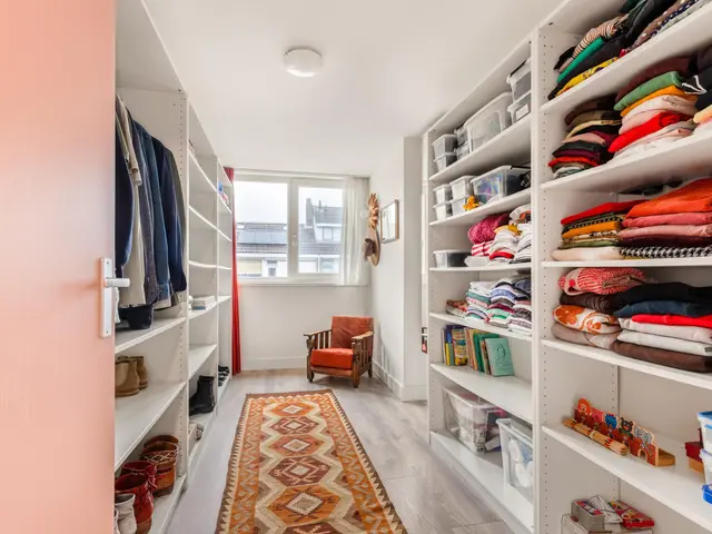 Lindenlaan 90, CASTRICUM