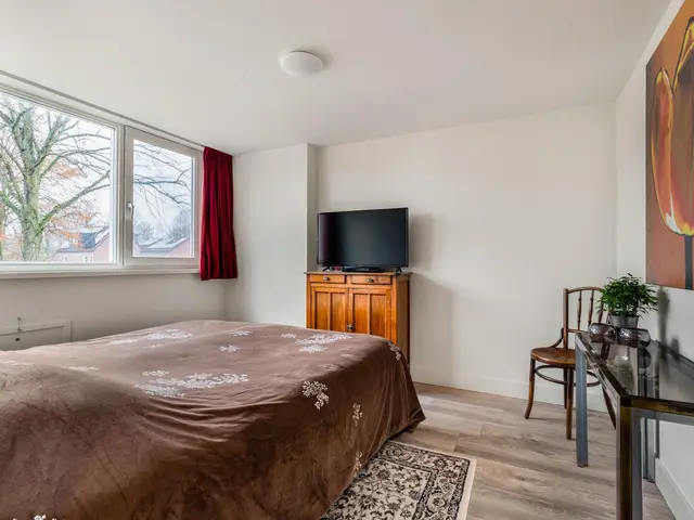 Lindenlaan 90, CASTRICUM