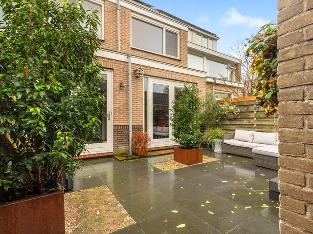 Lindenlaan 90, CASTRICUM