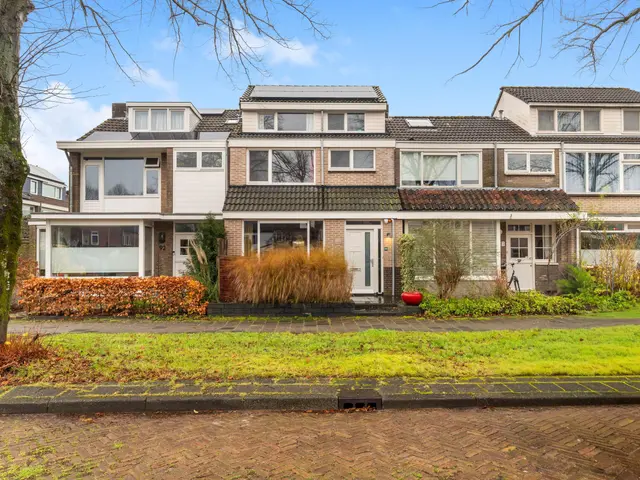 Lindenlaan 90, CASTRICUM