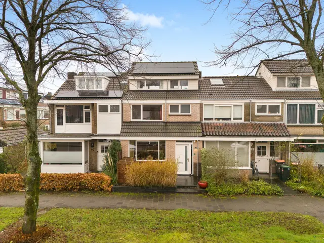 Lindenlaan 90, CASTRICUM