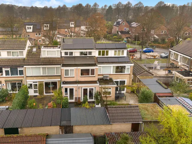 Lindenlaan 90, CASTRICUM