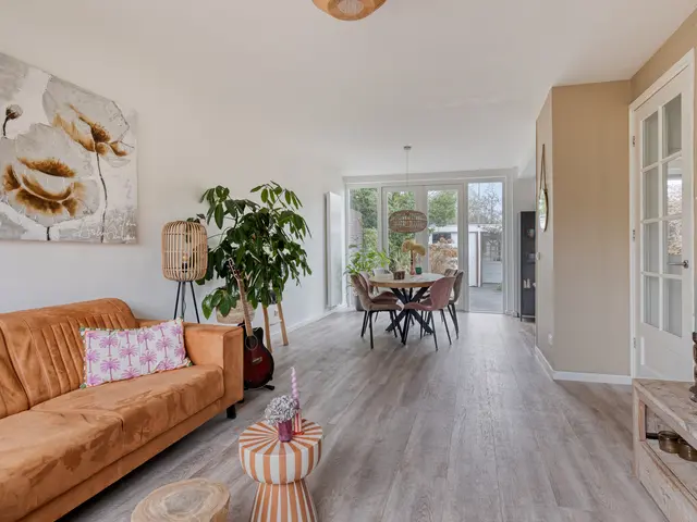 Termijen 107, HEILOO