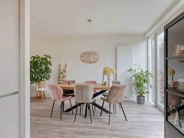 Termijen 107, HEILOO