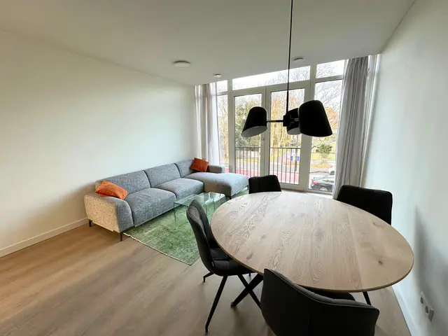 Laan van Meerestein 32, BEVERWIJK