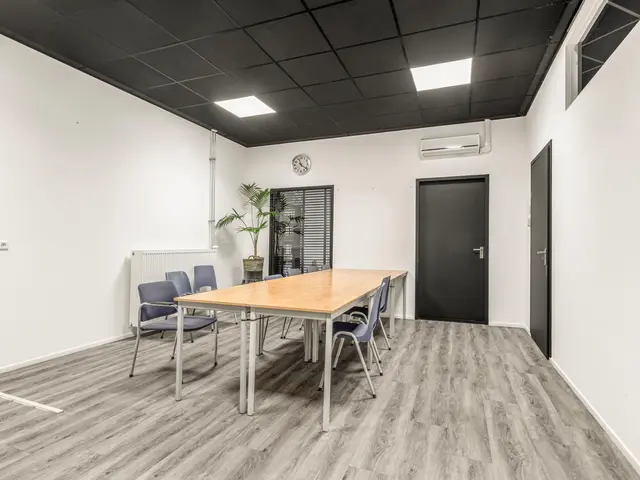 Lijndenweg 32C, VELSEN-NOORD