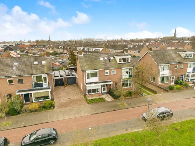 Meidoornstraat 9, UITGEEST