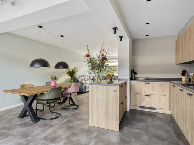 Jacob van Oostzanenstraat 16, HEEMSKERK