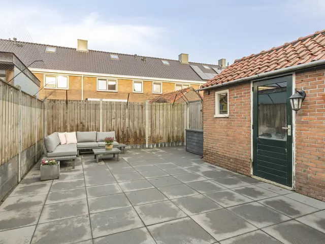 Jacob van Oostzanenstraat 16, HEEMSKERK