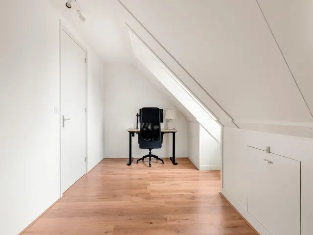 Hooykamplaan 4, UITGEEST