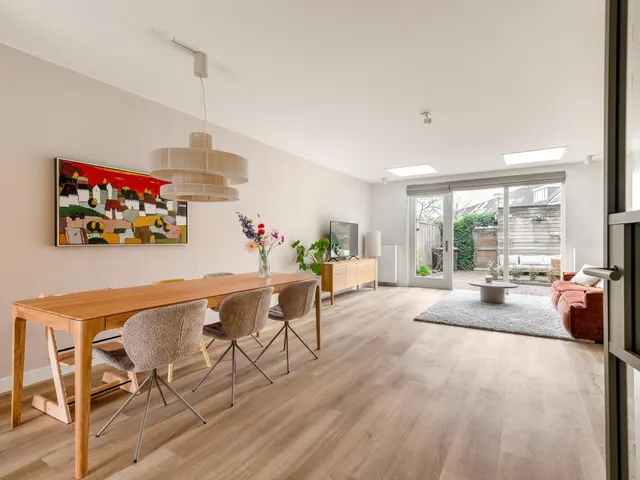 Hooykamplaan 4, UITGEEST