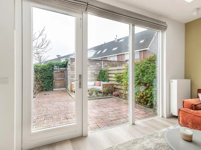 Hooykamplaan 4, UITGEEST