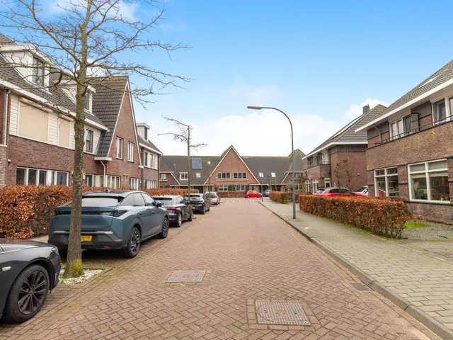 Hooykamplaan 4, UITGEEST