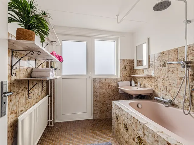 Witte Duifstraat 17, KROMMENIE