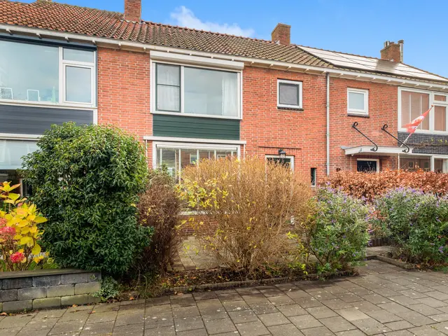 Witte Duifstraat 17, KROMMENIE