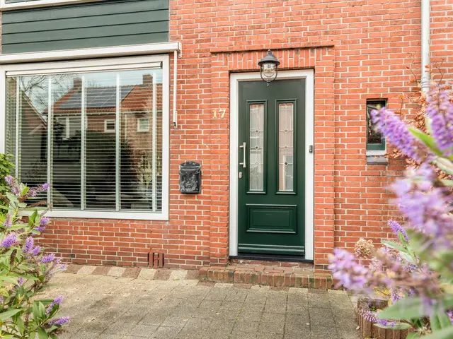 Witte Duifstraat 17, KROMMENIE