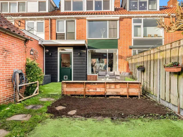 Witte Duifstraat 17, KROMMENIE