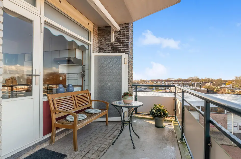 Admiraal de Ruyterlaan 30