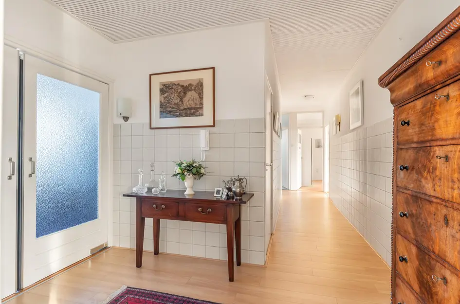 Admiraal de Ruyterlaan 30